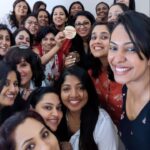 Ranjini Haridas Instagram – Here is to all the fabulous women who passed out of STC!!!
You are all awesome!!!❤️❤️❤️

#walkdownmemorylane #stc #college #meetup #fun #girls #reelitfeelit #womanpower #badass