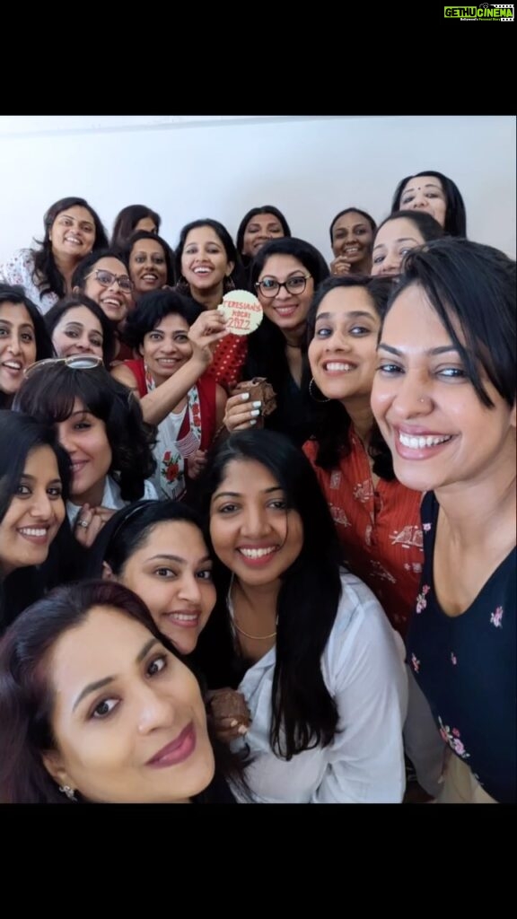 Ranjini Haridas Instagram - Here is to all the fabulous women who passed out of STC!!! You are all awesome!!!❤️❤️❤️ #walkdownmemorylane #stc #college #meetup #fun #girls #reelitfeelit #womanpower #badass