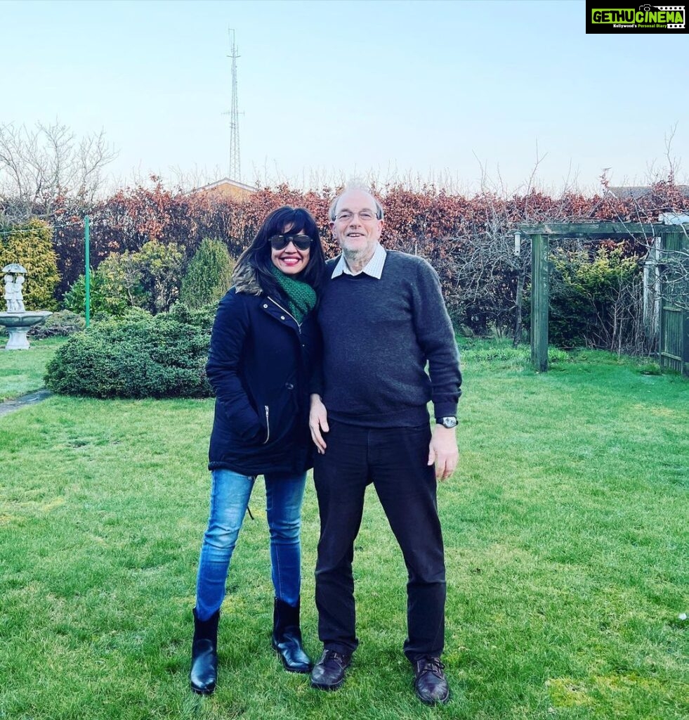 Ranjini Haridas Instagram - Geoff and June ..then and Now !!! time sure does fly but everything else felt exactly the same and that I guess is the beauty of some bonds . #travelbackintime #nostalgia #memories #17years #unitedkingdom #lowestoft #17yearslater #ranjiniharidas