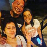 Ranjini Haridas Instagram - Happy people !!!😬 #meetTandKoi #thaistory #pattaya #rockandrollnight #newfriends