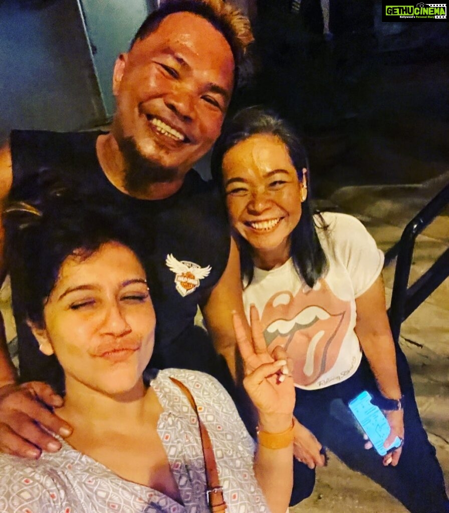 Ranjini Haridas Instagram - Happy people !!!😬 #meetTandKoi #thaistory #pattaya #rockandrollnight #newfriends