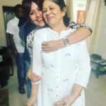 Ranjini Haridas Instagram – I love these clicks with the birthday girl @ckjayalakshmi24 !!!❤️❤️❤️

@ranjinijose 

#biryhdaygirl #us #cuteclicks #happypeople