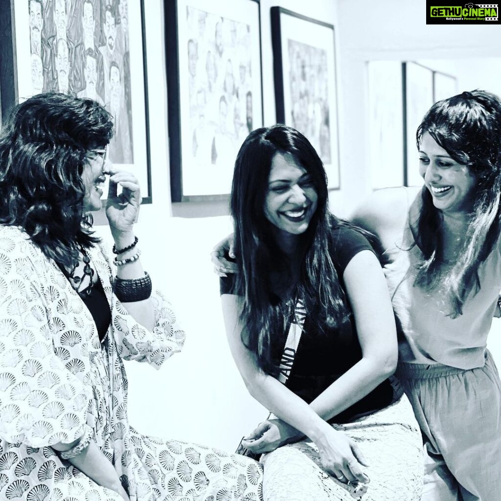 Ranjini Haridas Instagram - Timeless friendship ❤️ @trinketsofmemories @ranjinijose @lovingearth.fortkochi #23yearsandcounting #happypeople #friendsforlife #🙂 #newcafeintown #fortcochin #allsmiles #laughter #beingus #woman #threeiscompany