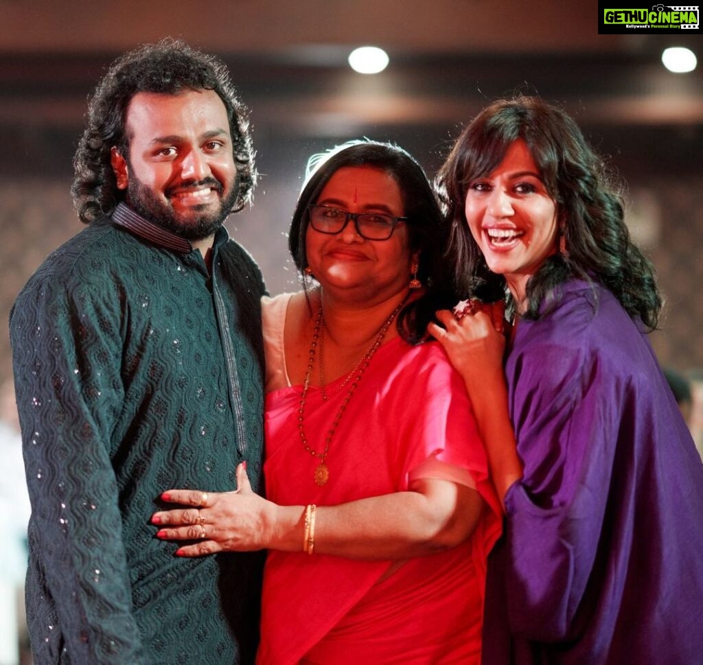 Ranjini Haridas Instagram - ❤️ @haridassujatha @sreepriyan #family