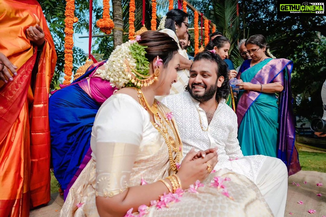 Ranjini Haridas - 8K Likes - 20.11.2022 is such a special day in our lives, with our loved ones... I married my favourite person ā¤ļøā¤ļøā¤ļøā¤ļø
Decor: @bougainvilleaweddings
Venue: @lakepalaceresort_alleppey
Make up: @mrs_hidden_beauty
Attire: @threadnneedle_official @pothyskerala