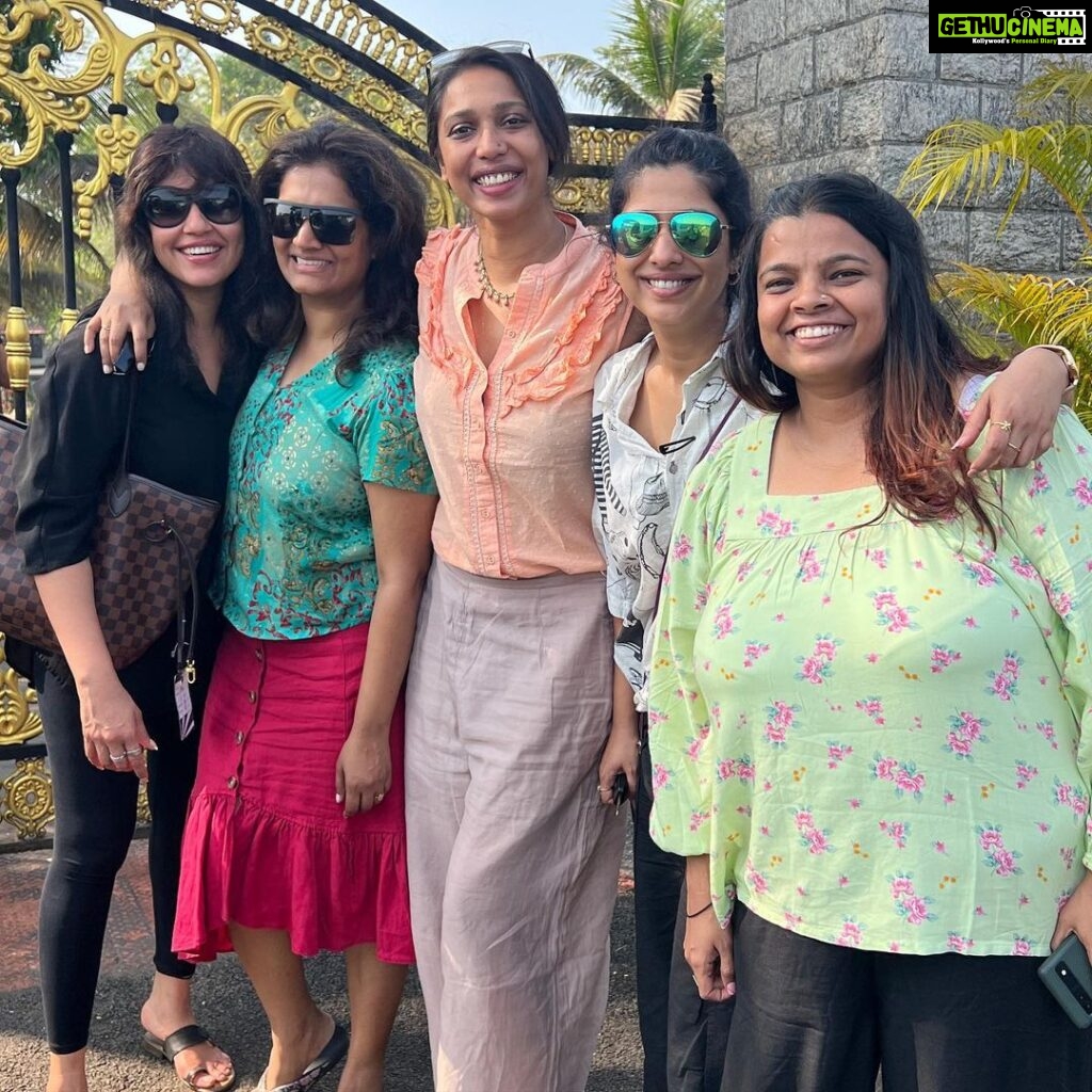 Ranjini Haridas Instagram - Sometimes an angel ,sometimes a hell raiser but always strong, powerful and beautiful..that just about sums up my choice of girl friends.And boy do I have a bunch of those around me !!! @madsie29 @yogawithsuu @ranjinijose @ranjanimarti @tribemama_marykali @ladyvalayil #bootcampbabes #mykindawomen #mytribe