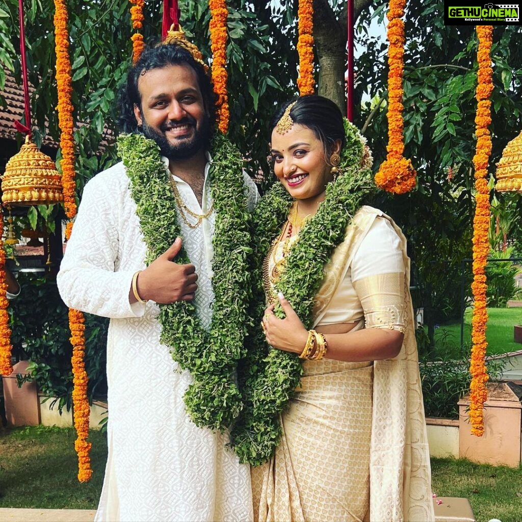 Ranjini Haridas Instagram - So my little brother @sreepriyan is finally hitched.It was a crazy busy weekend of celebrations and all I can say at this point is welcome to the madness @iambreezegeorge .😂 Here is wishing you both a lifetime of happiness ,love ,peace and prosperity .❤️ #SreeBreeze #congratulations #happilyeverafter #justmarried #newlyweds #littlebrother #nextchapterinlife #happiness #peace #love #prosperity #joy #goodtimes