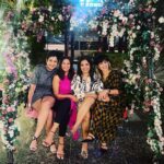 Ranjini Haridas Instagram - Girls night out !!! @ms_rmartini @thanujose @amarasmummy #dubaidiaries #dinneranddrinks #gossipgirls #suchfun #favorites #nightout