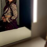 Rashami Desai Instagram - I will never leave you & I Promise to give you all of my love and support.. I Promise to make sure you are happy.. B-coz , I AM YOU And I'm WITHIN YOU ❤️ . . Styled by : @rimadidthat Outfit @emiraasbyindrani Jewellery @shagnaofficial . . #rashamidesai #rashamians #love #indian #ibfa #diva #selflove #dubaidairies #instagram #whatelseispossiblenow #travelerlife #world #vibes #rythmicrashami💃 #immagical✨🧞‍♀️🦄 Dubai UAE