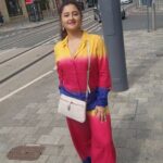 Rashami Desai Instagram – Trust the vibe 〰️〰️〰️💫
.
.
@howwhenwearclothing
.
.
#rashamidesai #rashamians #live #love #barminghum #uk #whatelseispossiblenow #immagical✨🧞♀️🦄 Birmingham, United Kingdom
