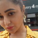 Rashami Desai Instagram – Trust the vibe 〰️〰️〰️💫
.
.
@howwhenwearclothing
.
.
#rashamidesai #rashamians #live #love #barminghum #uk #whatelseispossiblenow #immagical✨🧞♀️🦄 Birmingham, United Kingdom
