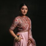 Rashami Desai Instagram – When u’r looking at me,
I felt so alive and free🥰
When u give duble heart to me
I feel happy 😍
.
.
Styled : @nehachaudhary_
Dress : @shraddharambhia_official
Jwel : @zariinjewelry
Clicked : @shrutisbagwe
HMU : @makeupby_tanvi
&
#promise
.
.
#rashamidesai #rashamians #indian #latepost #diva #rythamicrashami💃🏻 #whatelseispossible #itsyou #showup #love #insta #instagood #tranding #immagical✨🧞♀️🦄 India