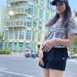 Rashmi Gautam Instagram – #rashmigautam #sunseasandsky #mondayblues #prettylittletrips #summervibes☀️