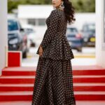 Rashmi Gautam Instagram – This is my #happyblack 
Outfit by @varahi_couture comfortable fashion 
P.c @saikiran_kore 
#rashmigautam #balck #coordset #cotton #summervibes☀️