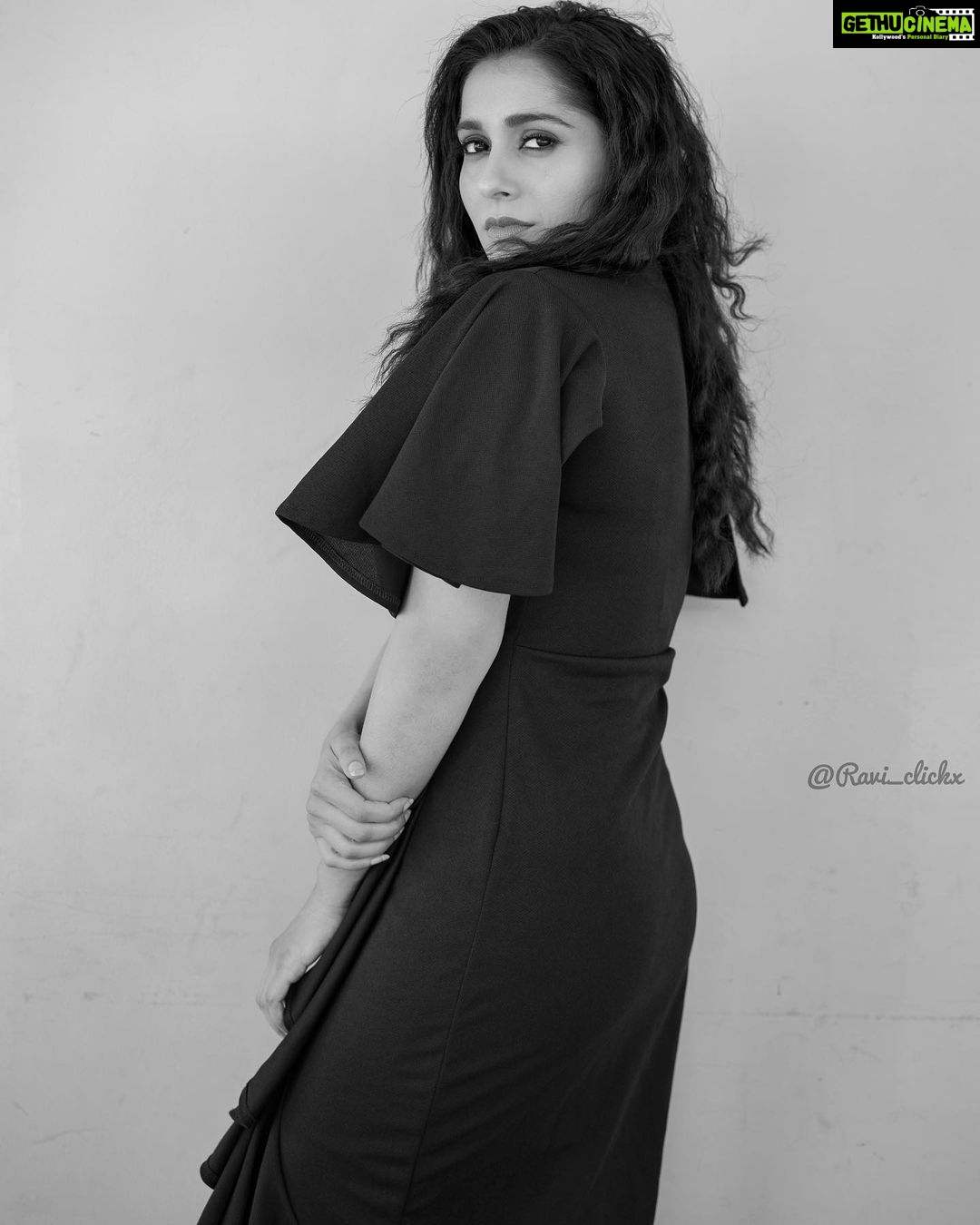 Rashmi Gautam Instagram - #rashmigautam #blackandwhitephotography #RashmiGautam #compilation