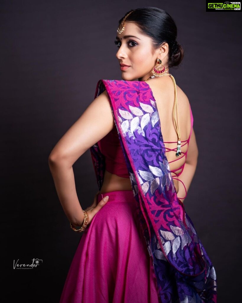 Rashmi Gautam Instagram - Outfit @varahi_couture P.c @verendar_photography