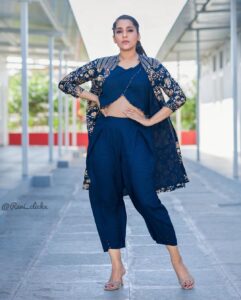 Rashmi Gautam Instagram - #rashmigautam #blue #fridaynight #extrajabardasth 
📸 @ravi_cross_clickx