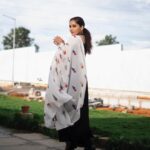 Rashmi Gautam Instagram – SHOW MUST GO ON 

📸 @v_capturesphotography 

#rashmigautam #fusionwear #balckandwhite #braids #instapost #2023 #january