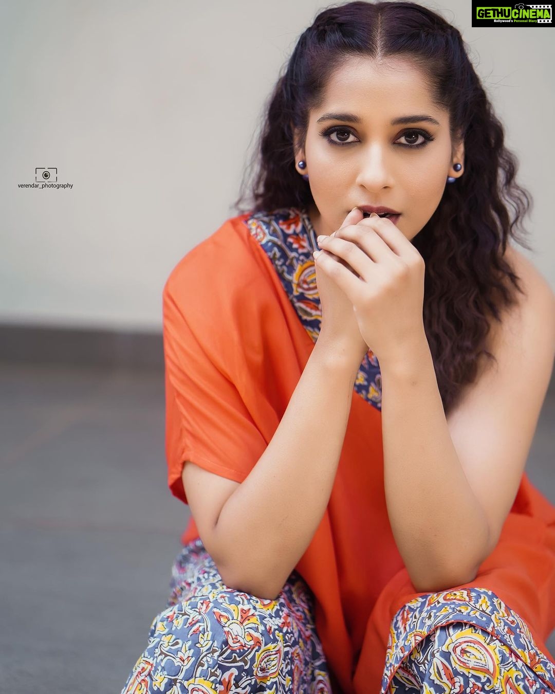 Rashmi Gautam Instagram - #rashmigautam #candycolors #corals #orange #summer #summervibes