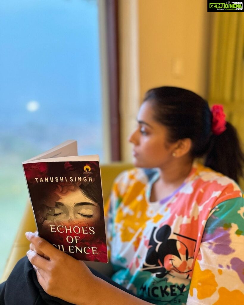 Rashmi Gautam Instagram - Some days in life one needs to pause and rethink his or her choices Thankyou @tanushi_singh for this book a good read with my evening coffee and for supporting my cause #rashmigautam #echoesofsilence #poems #books