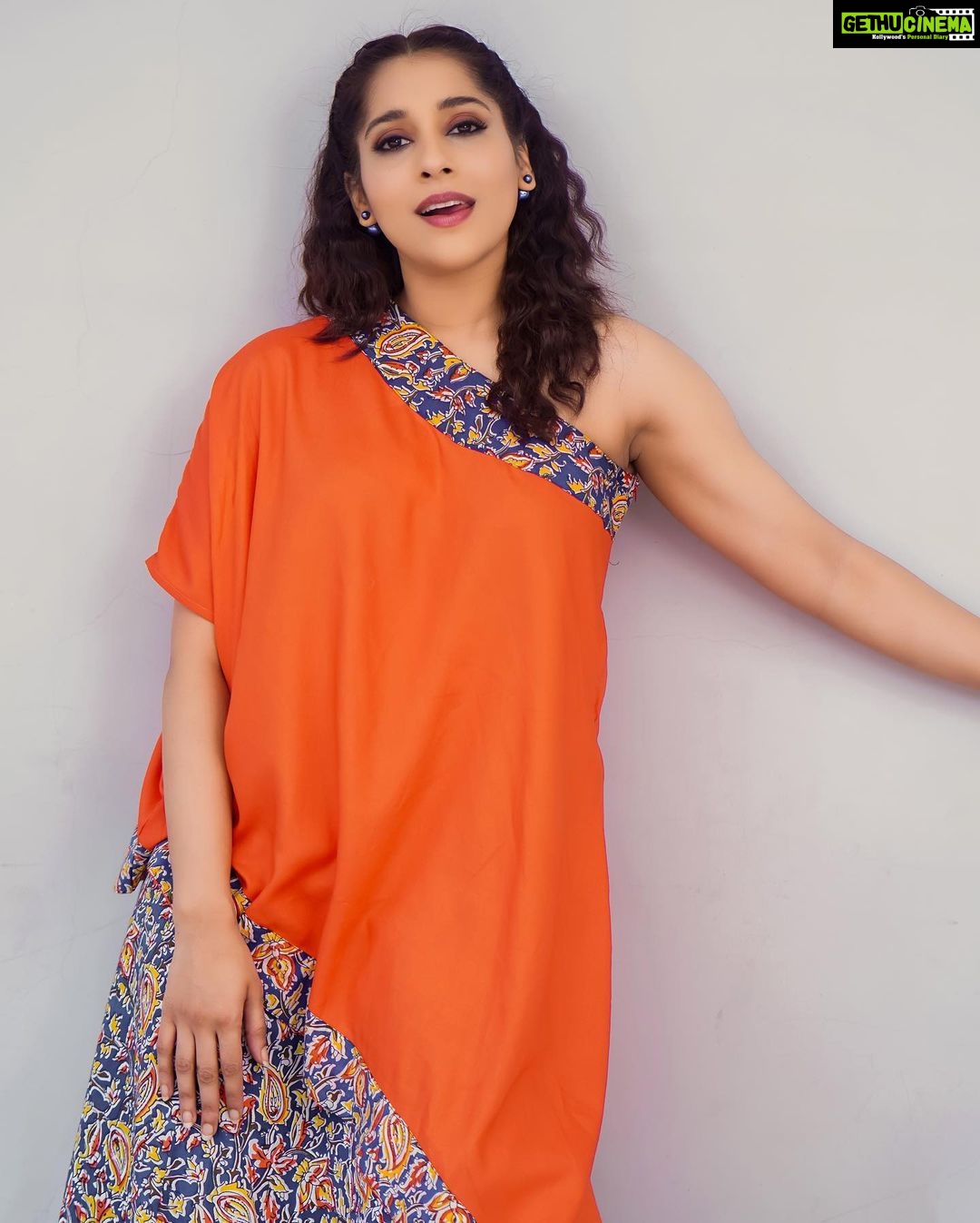 Rashmi Gautam Instagram - #rashmigautam #candycolors #corals #orange #summer #summervibes