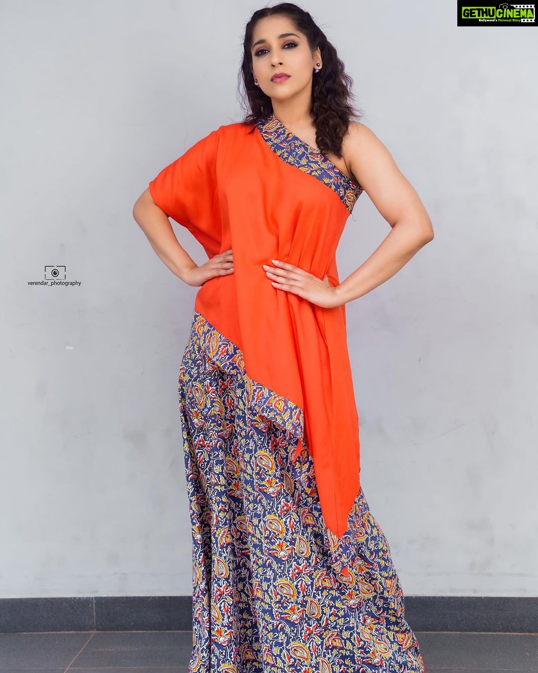 Rashmi Gautam Instagram - #rashmigautam #candycolors #corals #orange #summer #summervibes