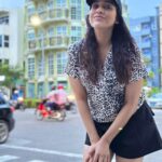 Rashmi Gautam Instagram – #rashmigautam #sunseasandsky #mondayblues #prettylittletrips #summervibes☀️