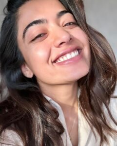 Rashmika Mandanna Instagram - I nowadays don’t take that many selfies but remember taking these kinda selfies back in college… 🥲😆