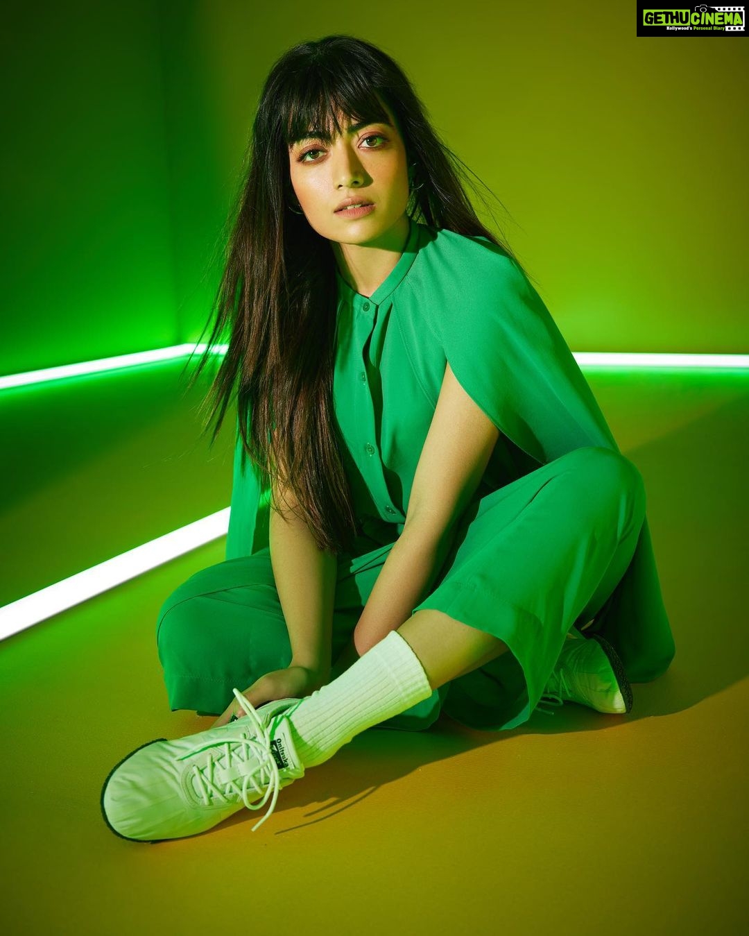 Rashmika Mandanna Instagram - Veryyy excited to introduce Onitsuka Tiger’s Spring-Summer ’23 collection! Loveeed getting to play dress up in these 🫶🏻🥺 Also I love how this collection is inspired by Japanese Minimalism and combines fashion with sports 🤍🌸 Which one do you guys like more? @onitsukatigerindia @onitsukatigerofficial #OnitsukaTiger #OnitsukaTigerSS23 #onitsukatigerofficial #partnership