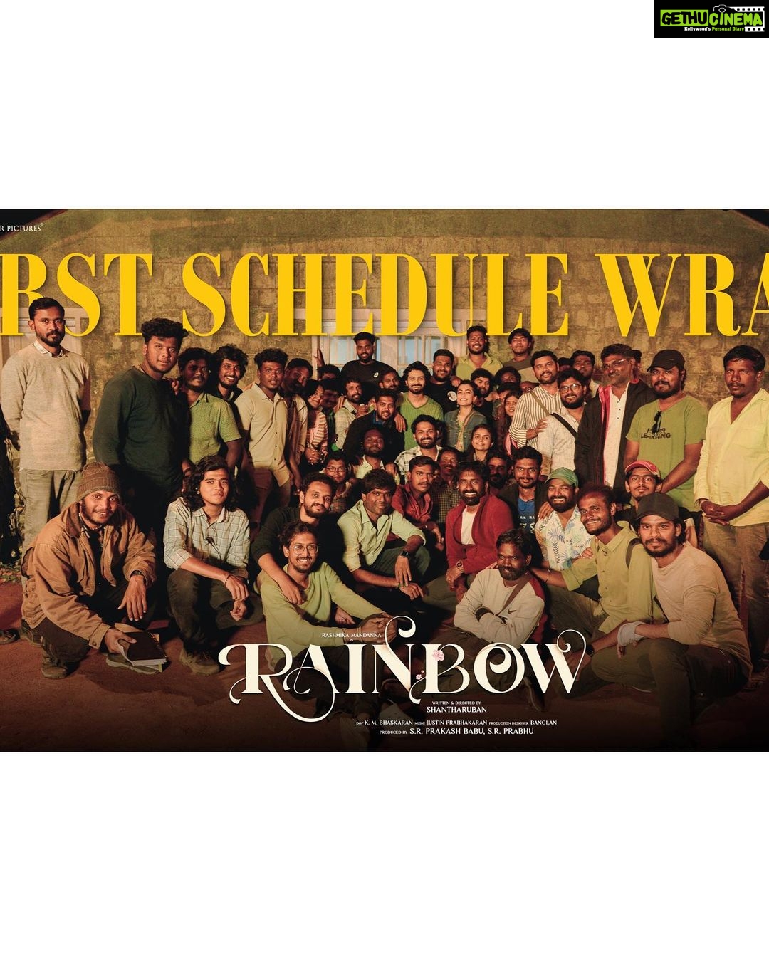 Rashmika Mandanna Instagram - Guys sorry I went missing for awhile.. 🐒 that’s Cz we were mostly shooting in no network areas.. but guyzzzz our first schedule wrap of #rainbow 🌈❤️ Thankyou #rainbow team for your hard workkkkk.. you guys are awesome! 💃🏻😁 (Ok now ps: it’s a bit confusing.. so it’s it’s for those who actually want to know 😆) 3rd place we shot in was Munnar - 1- this was yesterday, before pack up picture.. @devmohanofficial and I took.. 🐒 2- a group pictureeeeeee❤️❤️❤️❤️❤️❤️ 3- the scenery we had from our location.. man! It was dreamy..😍 4- this was a view from my room.. I just haaaaad to show it to you.. ❤️Munnar has some of the most beautiful views for sure.. 😍😍 2nd was Kodaikanal - 5- the flowers just looked too pretty.. 😋🤍 6- the sun rise view from my balcony in Kodai.. 🥰🥰 And 1st was Chennai - 7- how can my day go without a workout, tell me 😋😋 @karansawhney11 video credit 🐒 8- mum came to pick my sister up to go back home.. 😄ladies hai toh matlab the photo session has to happen for sure.. ❤️ 9- my sister had come off to Chennai alone to watch me work and her lil mid shot hugs were THE BEST.. ❤️❤️ kids are so tiny man.. 😮 10- my first selfie and I think the only solo selfie from the sets of #rainbow 🌈😋 All about my last few days ❤️😋 Ok worked too hard for this post.. bye ❤️😋 @devmohanofficial @shantharuban_gnanasekaran @justintunes @thamizh_editor @bhaskaran_dop @prabhu_sr @dreamwarriorpictures ❤️❤️❤️