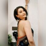 Rati Pandey Instagram - Look back and smile on perils past😊 -Walter Scott . . #smile😊 #lookbacktosmile #gratitudeattitude #worthwhile #ratipandey