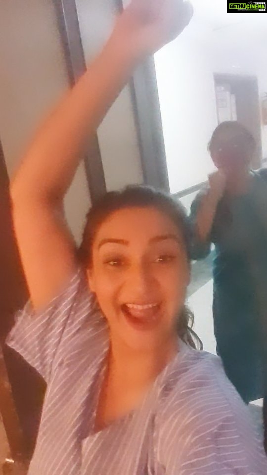 Rati Pandey Instagram - I am "Negative"...never imagined that this word will bring so much of joy and a big relief in my life...finally the 15 days roller coaster ride has come to an end where I was tested positive twice and negative now..trust me it wasn't so easy handling everything alone but had to keep my calm...would like to thank all my loved ones and my well wishers for remembering me in your prayers and constantly following upwith me,especial thanks to my negative bestie(yes that's how we address each other now) @juhiparmar who have been there with me through out this journey, constantly...thanks and love to all🤗❤❤ . . #recover #covidnegative #RatiPandey #gratitude #reeltoreel #reelskarofeelkaro