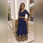 Rati Pandey Instagram - Ready to rock... . . 🧣 @ashnaamakhijani @styledbyashna 👗 @narayaniadukia #patnadiaries #event #ınstafashion #indianattire #ratipandey #instalike