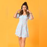 Rati Pandey Instagram - Swipe left to see the wonder...... smile pleaseeeee😁😁😁 . . #smilemore #behappy #kickoutthetoxins #selflove #musings #workhardplayharder #youarethebest 📸 @ashish_ojha_photography 👗 @brandsrepublicindia 🧣 @akansha.27 @tiara_gal 💄 @santosh.mahapure_makeup_artist 💇‍♀️ @jayshreethakkarhairartist