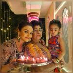 Rati Pandey Instagram – Happy Diwali from us to you all ❤❤
.
.
#celebrations #family #diwalivibes✨ #sweethome #gratitudeistheattitude #loveallaround #diwali2021 #patnadiaries #ratipandey