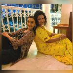 Rati Pandey Instagram – Happy Diwali from us to you all ❤❤
.
.
#celebrations #family #diwalivibes✨ #sweethome #gratitudeistheattitude #loveallaround #diwali2021 #patnadiaries #ratipandey