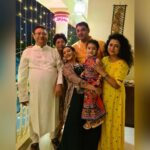 Rati Pandey Instagram – Happy Diwali from us to you all ❤❤
.
.
#celebrations #family #diwalivibes✨ #sweethome #gratitudeistheattitude #loveallaround #diwali2021 #patnadiaries #ratipandey