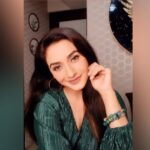 Rati Pandey Instagram – I just flow with the wind😁😆❤
.
.
.
#instareels♥️ #ratipandeyreels #notflirting #flowwithme #réel #goodmorning