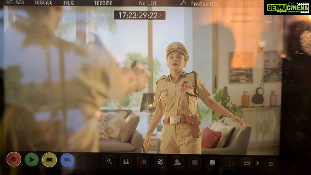 Rati Pandey Instagram - It's me or my murder? Mystery unsolved🤫 . . . @disneyplushotstar #aashiqana #reels #murdermystry #genkstudios #ratipandey #avni #bts #shootinglife