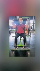 Rati Pandey Instagram - Watch the gorgeous video spoiler till the end😆😍@singhakshara . . . #reel #workout #gympartners #biharigirls #patnaites😎 #reelkaro #ratipandey #sweatitout #ﬁtnessgoals