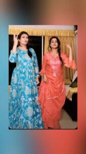 Rati Pandey Instagram - When two crazy friends meet then salsa becomes chatpata salsa👯‍♀️ . . #trendingreels #createyourowntrend #showyourmoves #ratipandey #juhiparmar #reelit #reelkrofeelkro #indiansalsa😁 #dancevideo