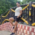 Rati Pandey Instagram – Time to go beast mode 😈🏃‍♀️
.
.
.
#fitnessgirl #healthylife #ratipandey #réel #instarunners #paintitpurple #instafit #fitnessjourney