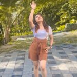 Raveena Daha Instagram – Let your heart lead the way as you dance to Na Na Na Na 💃🤍

#NaNaNaNa #AVivekMervinOriginal
@viveksivaofficial
@mervinsolomon @divomusicofficial

#raveena #raveenadaha #RD
