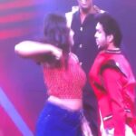 Raveena Daha Instagram – #vaathiaudiolaunch a glimpse remix of #oruthalakadhalathantha song performed infront @dhanushkraja sir ❤️😍 Chennai, India