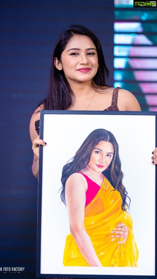Raveena Daha Instagram - Happy New year ππ Colored pencil portrait of @im_raveena_daha @the_bala04 @raveena.daha.fp1 @raveenaxfairy @raveena_daha_official_ @creativekadaiofficial #art#coloredpencil#2023#artwork#prismacolor