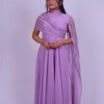 Raveena Daha Instagram – இதழின் ஒரு ஓரம் சிறிதாய் அன்பே💜 

Beautiful costume by @tweety_threads 😘
Studio @sixer_studios 🖤 

#raveena #raveenadaha #RD