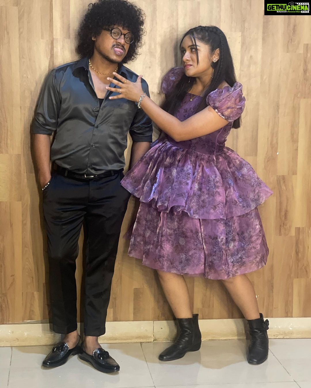 Raveena Daha Instagram - CWC🖤😍 #cwc #happyplace #fun #comali