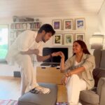 Raveena Daha Instagram – Vibing higher 🤗
Never miss a chance to dance 🔥
#sachitale 🖤 Switzerland