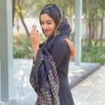 Raveena Daha Instagram - عيد مبارك🤍☪️ On this Eid, I send you my best wishes for joy and health 🤍 Wearing @essentials_cart_ 🖤 #raveena #raveenadaha