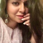 Raveena Ravi Instagram - 🙃🌍♾️🌍🙂